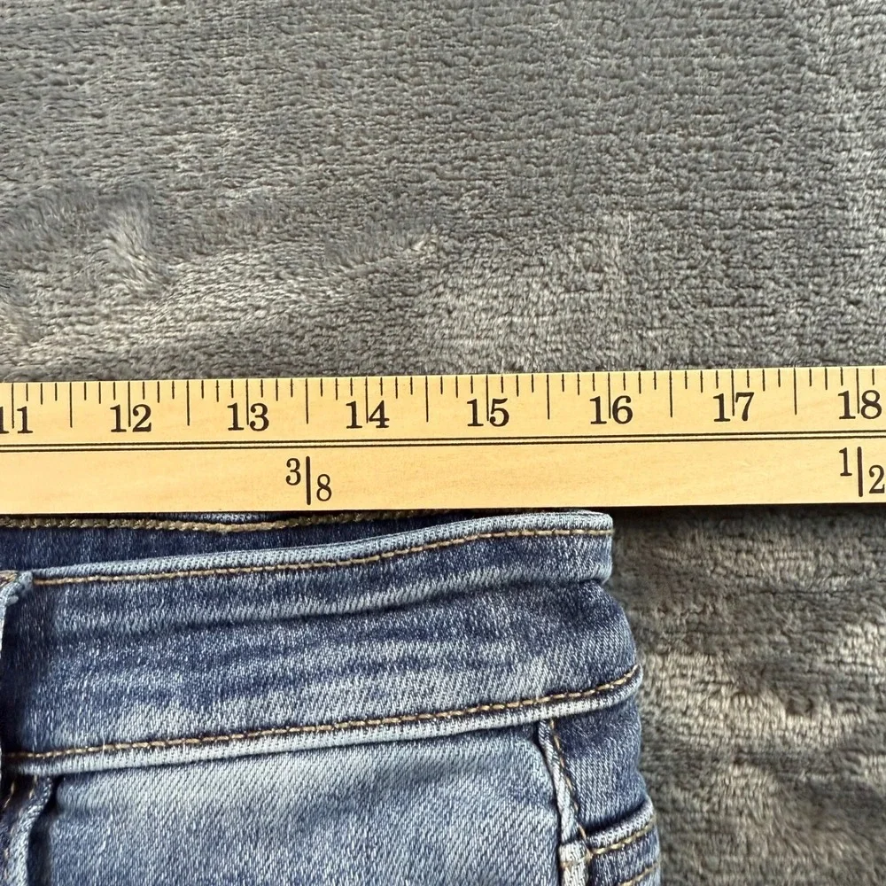 Judy Blue Women's Jeans Boyfriend Fit Size 11/30 Distressed‎ Mid Rise